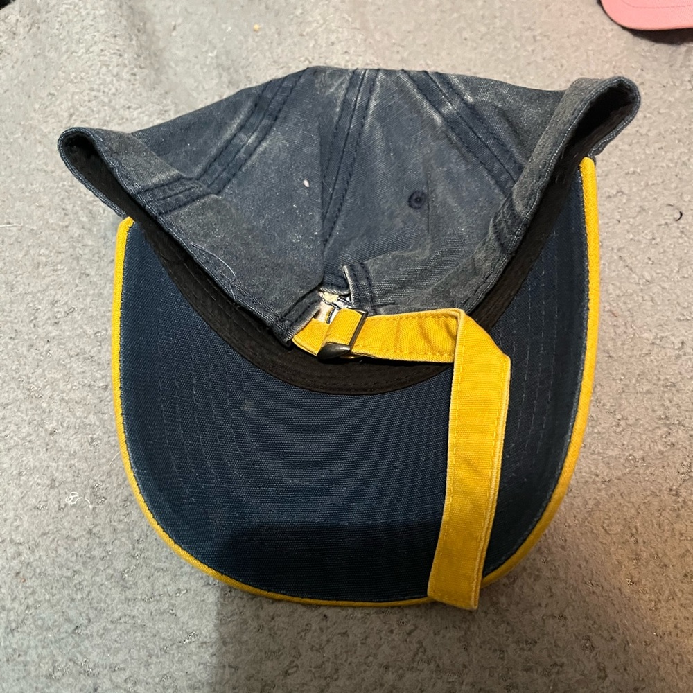 Strap back - Picture 2 of 2